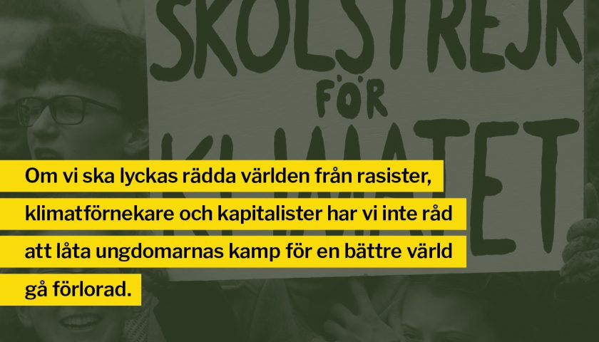 bild från Skolstrejk för klimatet. Greta Thunberg håller en skylt.